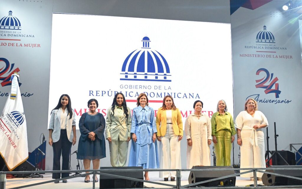 Ministerio de la Mujer conmemora vig&eacute;simo cuarto aniversario