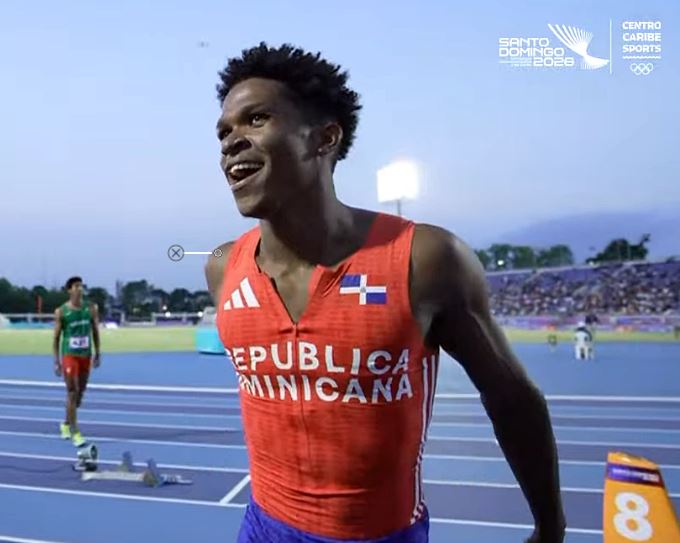 Yeral Núñez conquista el oro en 400 metros con vallas